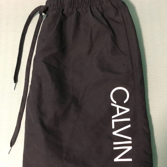 Calvin Klein swim shorts, size M - Picture 3 of 6